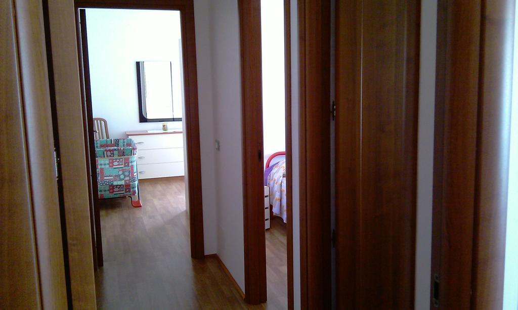 Апартаменти Casa Baby Planet Шиклі Номер фото